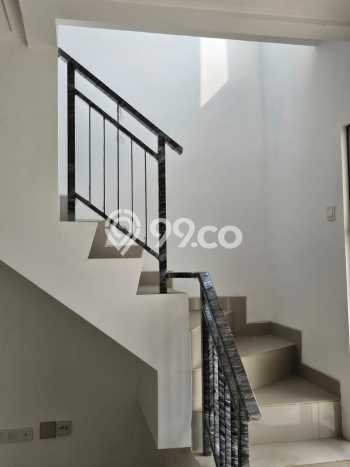For Sale Hunian Rumah Terawat 2 KT di Pantai Indah Kapuk 2, Jakarta Utara For Sale Hunian Rumah Terawat 2 KT di Pantai Indah Kapuk 2, Jakarta Utara