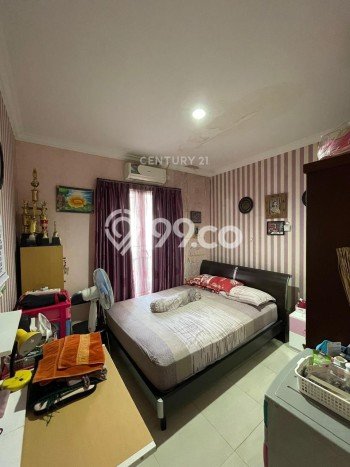 Rumah Eksklusif Siap Huni LT 200m2 di Tapos, Depok Rumah Eksklusif Siap Huni LT 200m2 di Tapos, Depok