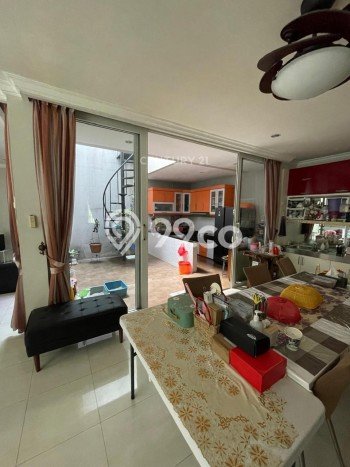 Rumah Eksklusif Siap Huni LT 200m2 di Tapos, Depok Rumah Eksklusif Siap Huni LT 200m2 di Tapos, Depok