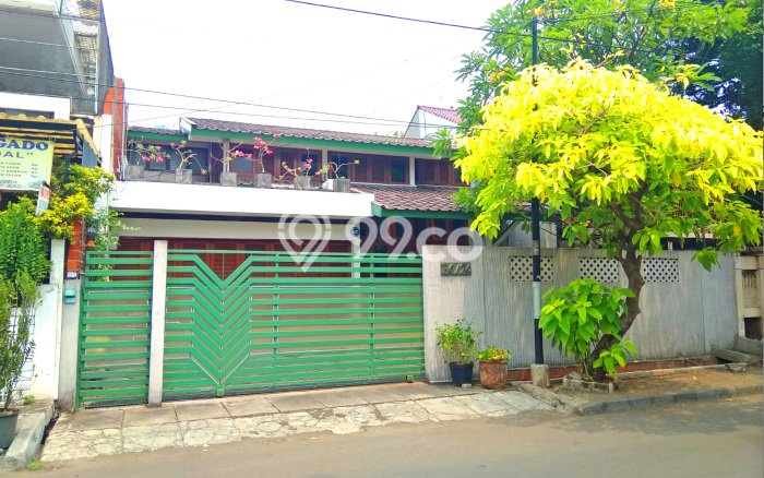 Dijual Rumah Mewah Elegan Dengan View Cantik di Puri Indah, Jakarta Barat Dijual Rumah Mewah Elegan Dengan View Cantik di Puri Indah, Jakarta Barat