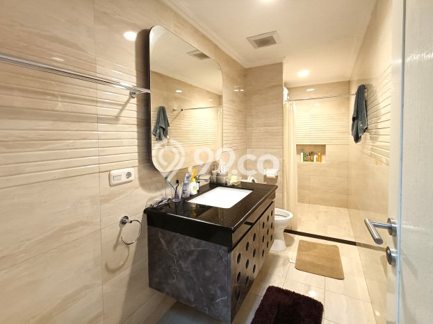For Sale! Luxury House LT 153m2 Desain Modern di Puri Indah For Sale! Luxury House LT 153m2 Desain Modern di Puri Indah