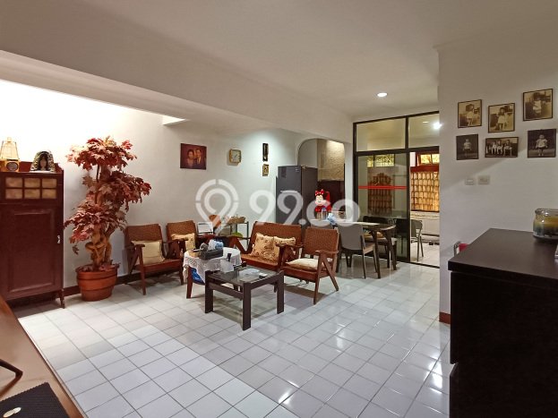 For Sale! Luxury House LT 153m2 Desain Modern di Puri Indah For Sale! Luxury House LT 153m2 Desain Modern di Puri Indah