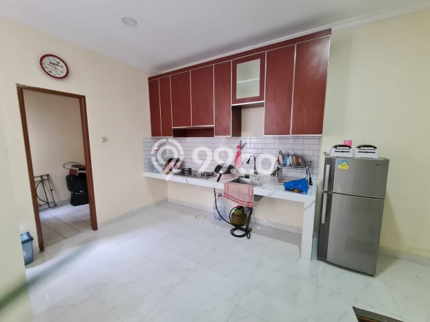 Disewakan Rumah Murah di Gading Serpong Tangerang Punya 5 Kamar Tidur Disewakan Rumah Murah di Gading Serpong Tangerang Punya 5 Kamar Tidur