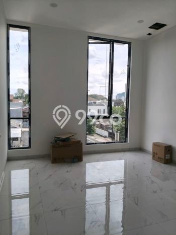 Dijual Hunian Rumah Terawat 4 KT di Tanjung Duren, Jakarta Barat Dijual Hunian Rumah Terawat 4 KT di Tanjung Duren, Jakarta Barat
