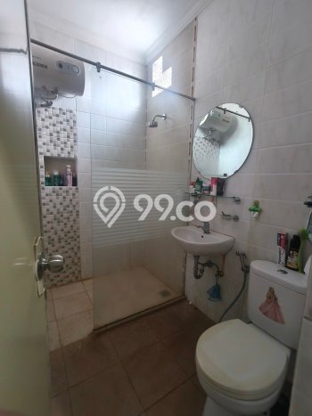 Hunian Nyaman Asri 3 KT Siap Huni di Taman Cosmos Jakarta Barat Hunian Nyaman Asri 3 KT Siap Huni di Taman Cosmos Jakarta Barat