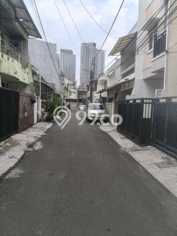 Rumah Modern 3 Kamar LT 52m2 di Tanjung Duren Rumah Modern 3 Kamar LT 52m2 di Tanjung Duren