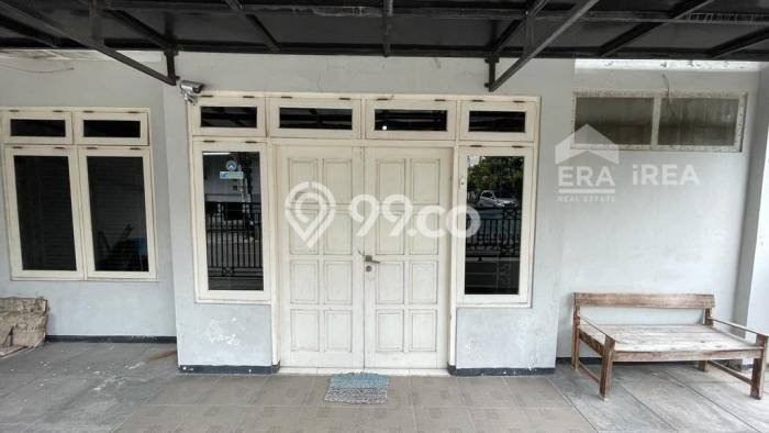 Jual Rumah Favorit Siap Huni LB 150m2 di Karanganyar, Karanganyar Jual Rumah Favorit Siap Huni LB 150m2 di Karanganyar, Karanganyar