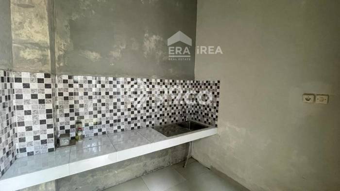Jual Rumah Strategis Bagus Punya 4 KT di Banjarsari Surakarta SHM Jual Rumah Strategis Bagus Punya 4 KT di Banjarsari Surakarta SHM