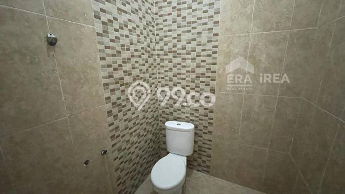 Jual Rumah Strategis Bagus Punya 4 KT di Banjarsari Surakarta SHM Jual Rumah Strategis Bagus Punya 4 KT di Banjarsari Surakarta SHM