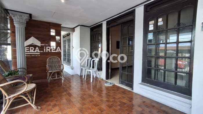 For Sale! Premium House LT 491m2 Desain Elegan di Caturtunggal For Sale! Premium House LT 491m2 Desain Elegan di Caturtunggal