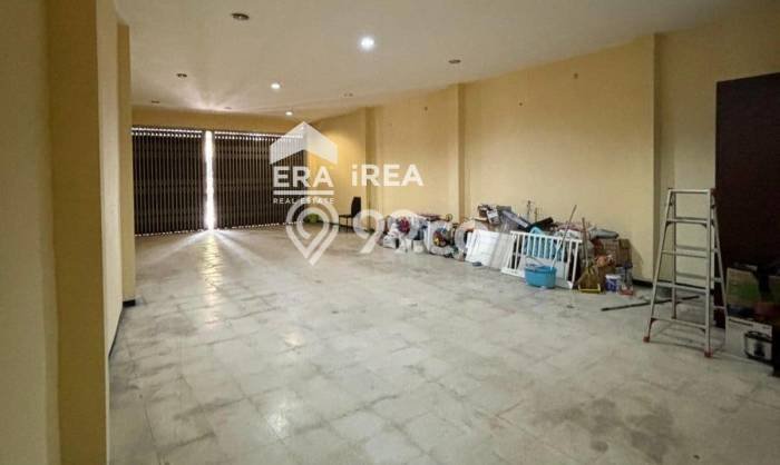 Komersial Disewakan Cepat di Tegalrejo Yogyakarta LB 265m2 Komersial Disewakan Cepat di Tegalrejo Yogyakarta LB 265m2