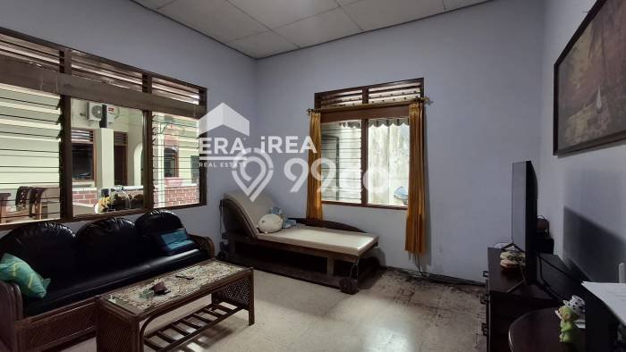 Hunian Mewah LB 300m2 Siap Huni Desain Elegan di Maguwoharjo, Yogyakarta Hunian Mewah LB 300m2 Siap Huni Desain Elegan di Maguwoharjo, Yogyakarta