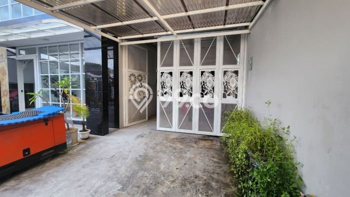 Kost Dijual Lokasi Ngaglik, Sleman, Spesifikasi 73 Kamar Tidur dan Luas 2000m2 Kost Dijual Lokasi Ngaglik, Sleman, Spesifikasi 73 Kamar Tidur dan Luas 2000m2