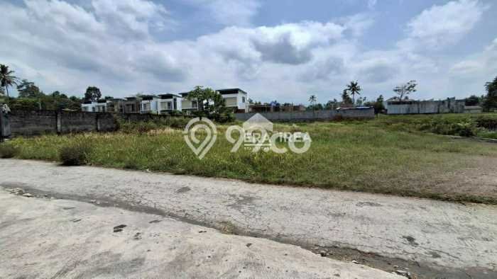 Tanah Dijual Lokasi Ngemplak, Sleman Luas 1000m2 Legalitas Aman Tanah Dijual Lokasi Ngemplak, Sleman Luas 1000m2 Legalitas Aman
