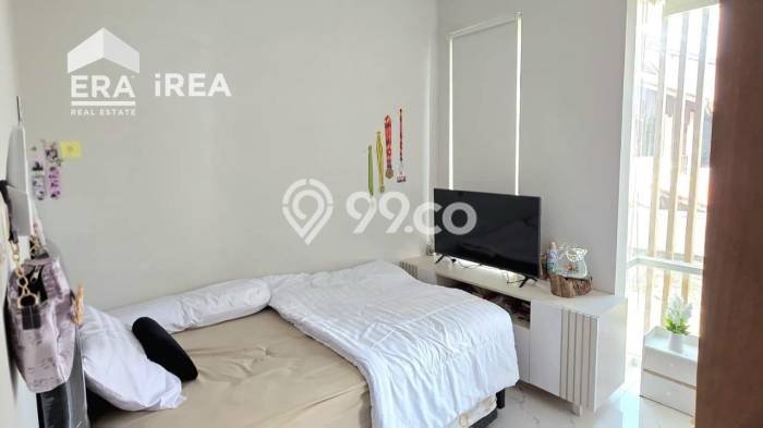Rumah Strategis Modern Lb 140m2 di Mlati, Sleman Rumah Strategis Modern Lb 140m2 di Mlati, Sleman