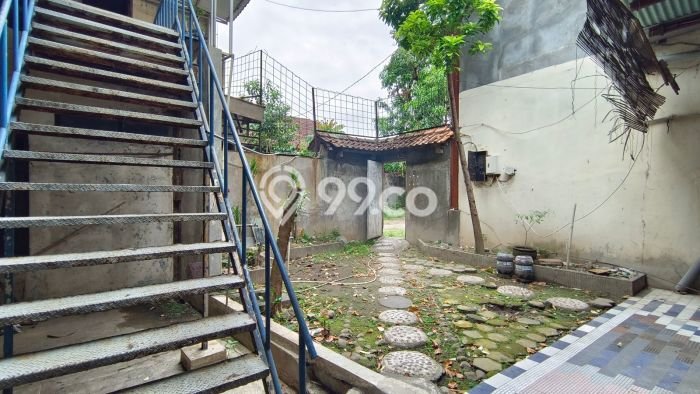 Ruko Disewakan di Kawasan Ramai Tegalrejo, Yogyakarta Ruko Disewakan di Kawasan Ramai Tegalrejo, Yogyakarta