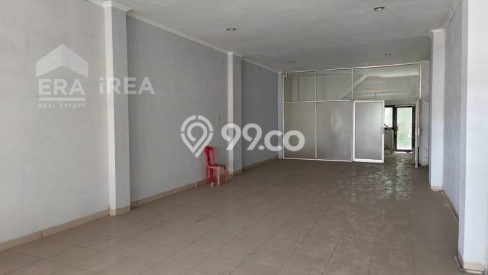 Ruko untuk disewa di Gedong Tengen punya LT 150m2 & LB 200m2 harga sewa kompetitif Ruko untuk disewa di Gedong Tengen punya LT 150m2 & LB 200m2 harga sewa kompetitif