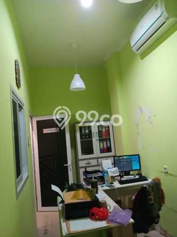 FOR RENT! Kantor di Galaxy Cocok untuk Bisnis 180m2 FOR RENT! Kantor di Galaxy Cocok untuk Bisnis 180m2