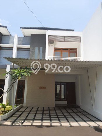 Rumah Luxury Modern Tanpa Renovasi di Ciganjur Jakarta Selatan Rumah Luxury Modern Tanpa Renovasi di Ciganjur Jakarta Selatan