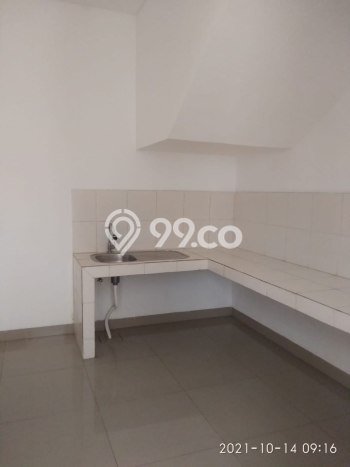 Rumah Luxury Modern Tanpa Renovasi di Ciganjur Jakarta Selatan Rumah Luxury Modern Tanpa Renovasi di Ciganjur Jakarta Selatan