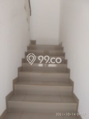 Rumah Luxury Modern Tanpa Renovasi di Ciganjur Jakarta Selatan Rumah Luxury Modern Tanpa Renovasi di Ciganjur Jakarta Selatan