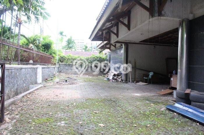 Dijual Tanah Lokasi Simprug, Jakarta Selatan Seluas 712m2 Dijual Tanah Lokasi Simprug, Jakarta Selatan Seluas 712m2