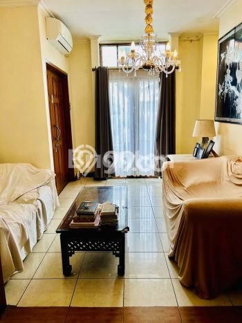Rumah Elit Modern Tanpa Renovasi di Pondok Indah Jakarta Selatan Rumah Elit Modern Tanpa Renovasi di Pondok Indah Jakarta Selatan