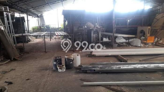 Paling Dicari! Komersial Dijual di Tanah Tinggi Harga Kompetitif Paling Dicari! Komersial Dijual di Tanah Tinggi Harga Kompetitif