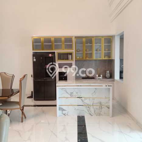 Rumah Luxury Modern Tanpa Renovasi di Pondok Indah Jakarta Selatan Rumah Luxury Modern Tanpa Renovasi di Pondok Indah Jakarta Selatan