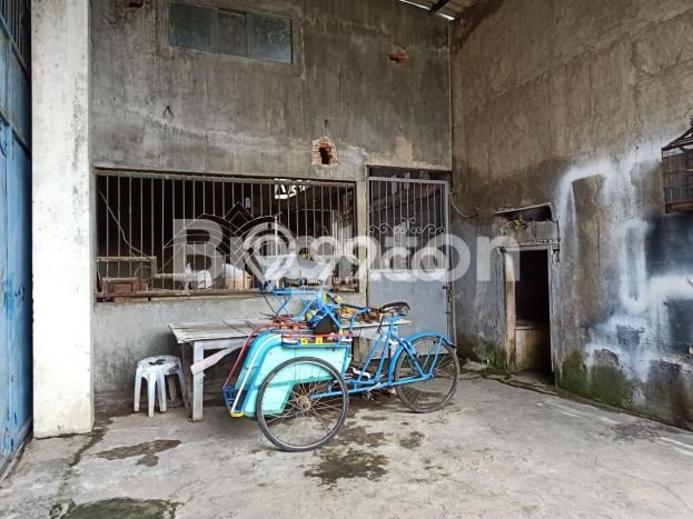 AREA TERSIBUK! Gudang di Polehan, Luas 828m2m², Pusat Komersial AREA TERSIBUK! Gudang di Polehan, Luas 828m2m², Pusat Komersial