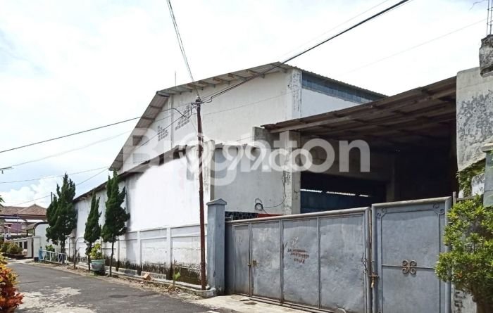 AREA TERSIBUK! Gudang di Polehan, Luas 828m2m², Pusat Komersial AREA TERSIBUK! Gudang di Polehan, Luas 828m2m², Pusat Komersial