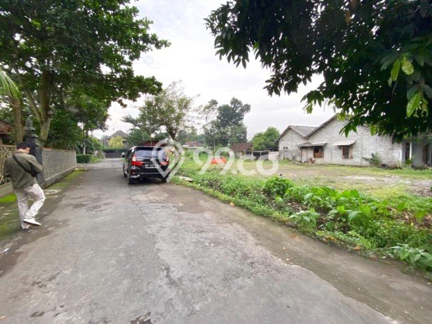 Tanah Dijual Lokasi Strategis di Yogyakarta dengan Luas 145m2 Tanah Dijual Lokasi Strategis di Yogyakarta dengan Luas 145m2