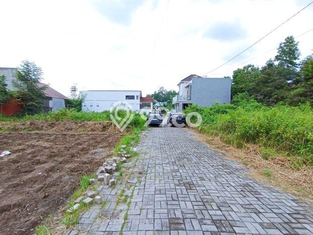 Lahan untuk Dijual Lokasi Ngaglik, Sleman Luas 221m2 SHM Lahan untuk Dijual Lokasi Ngaglik, Sleman Luas 221m2 SHM