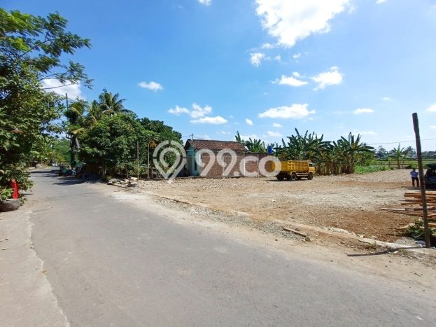 Lahan Kosong Dijual di Bantul, Bantul, Luas 202m2 Area Strategis Lahan Kosong Dijual di Bantul, Bantul, Luas 202m2 Area Strategis