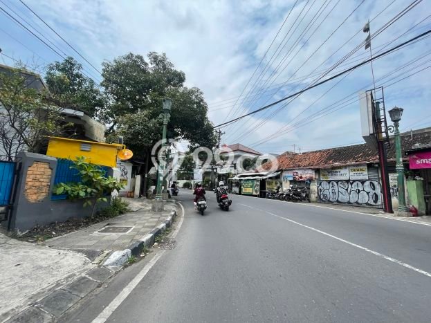Lahan untuk Dijual Lokasi Gondokusuman, Yogyakarta Luas 557m2 SHM Lahan untuk Dijual Lokasi Gondokusuman, Yogyakarta Luas 557m2 SHM