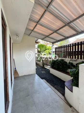 Rumah Modern 3 KT LT 256m2 di Purwomartani Rumah Modern 3 KT LT 256m2 di Purwomartani