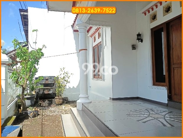 Rumah Modern 4 Kamar LT 160m2 di Maguwoharjo Rumah Modern 4 Kamar LT 160m2 di Maguwoharjo