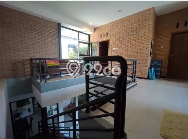 For Sale Rumah 5 Kamar Lokasi Strategis Bagus dan Strategis di Godean For Sale Rumah 5 Kamar Lokasi Strategis Bagus dan Strategis di Godean