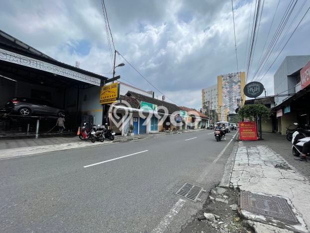Lahan Kosong Dijual di Yogyakarta dengan Area 317m2 Lahan Kosong Dijual di Yogyakarta dengan Area 317m2