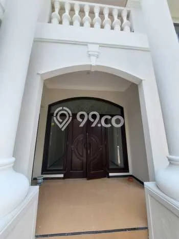 Dijual Cepat Rumah Bagus Siap Huni LB 250m2 di Wiyung, Surabaya Dijual Cepat Rumah Bagus Siap Huni LB 250m2 di Wiyung, Surabaya