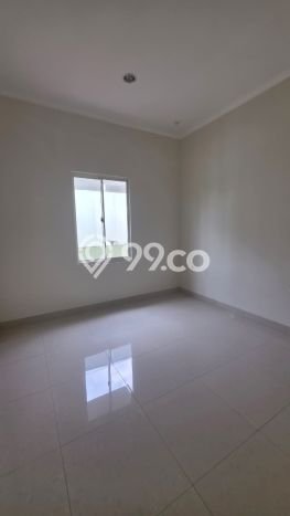 Jarang Ada! Rumah Sewa 4 Kamar Nyaman Siap Huni Gading Serpong Jarang Ada! Rumah Sewa 4 Kamar Nyaman Siap Huni Gading Serpong