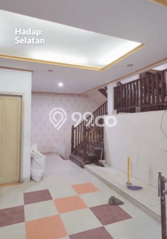 For Sale! Premium House LT 200m2 Desain Elegan di Pasar Baru For Sale! Premium House LT 200m2 Desain Elegan di Pasar Baru