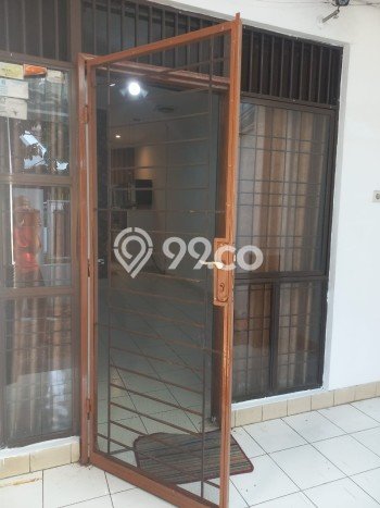 Jarang Ada! Rumah Kontrakan 2 Kamar Bagus Siap Huni BSD Nusaloka Jarang Ada! Rumah Kontrakan 2 Kamar Bagus Siap Huni BSD Nusaloka