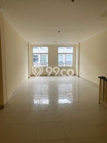 Untuk Dijual! Ruko di Green Lake City Jakarta Barat LT 67m2 / LB 202m2 Kawasan Bisnis Untuk Dijual! Ruko di Green Lake City Jakarta Barat LT 67m2 / LB 202m2 Kawasan Bisnis