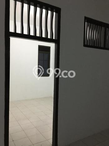 Disewakan! Rumah 4 Kamar Tidur &
2 Kamar Mandi di BSD Griya Loka, Tangerang Disewakan! Rumah 4 Kamar Tidur &
2 Kamar Mandi di BSD Griya Loka, Tangerang
