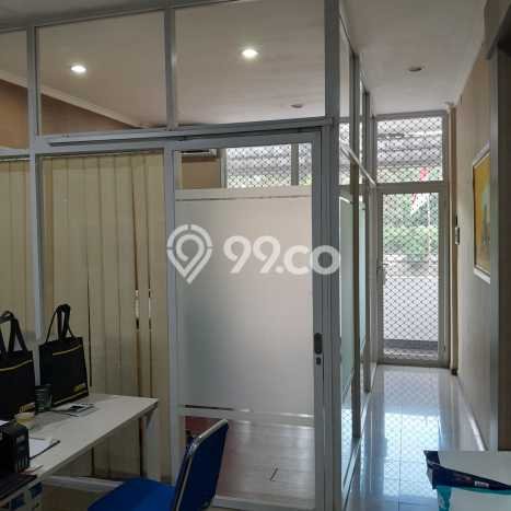 Unit Ruko Dijual di Jakarta Selatan LT 80m2 & LB 300m2 Unit Ruko Dijual di Jakarta Selatan LT 80m2 & LB 300m2