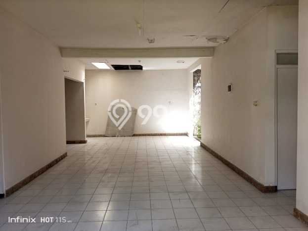 Rumah Modern 3 KT LT 180m2 di Sukomanunggal Rumah Modern 3 KT LT 180m2 di Sukomanunggal