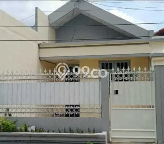 Dijual Cepat Rumah Favorit Siap Huni LB 85m2 di Tandes, Surabaya Dijual Cepat Rumah Favorit Siap Huni LB 85m2 di Tandes, Surabaya