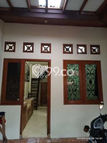 Rumah Modern 4 KT di Taman Meruya Jakarta Barat Unfurnished Rumah Modern 4 KT di Taman Meruya Jakarta Barat Unfurnished