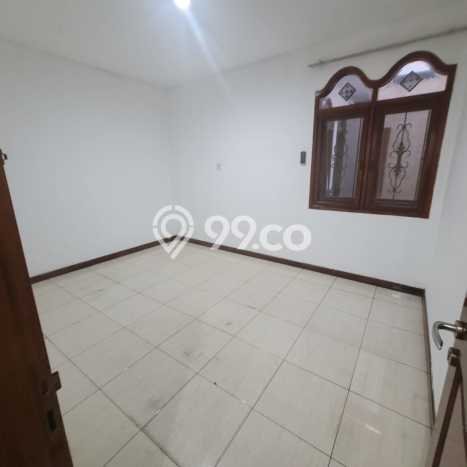 Rumah Elit Modern Siap Huni di Meruya Jakarta Barat Rumah Elit Modern Siap Huni di Meruya Jakarta Barat